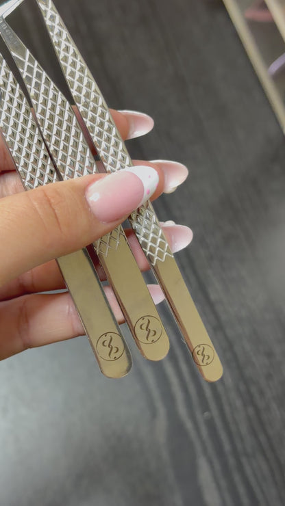 ANOURA TWEEZER BUNDLE